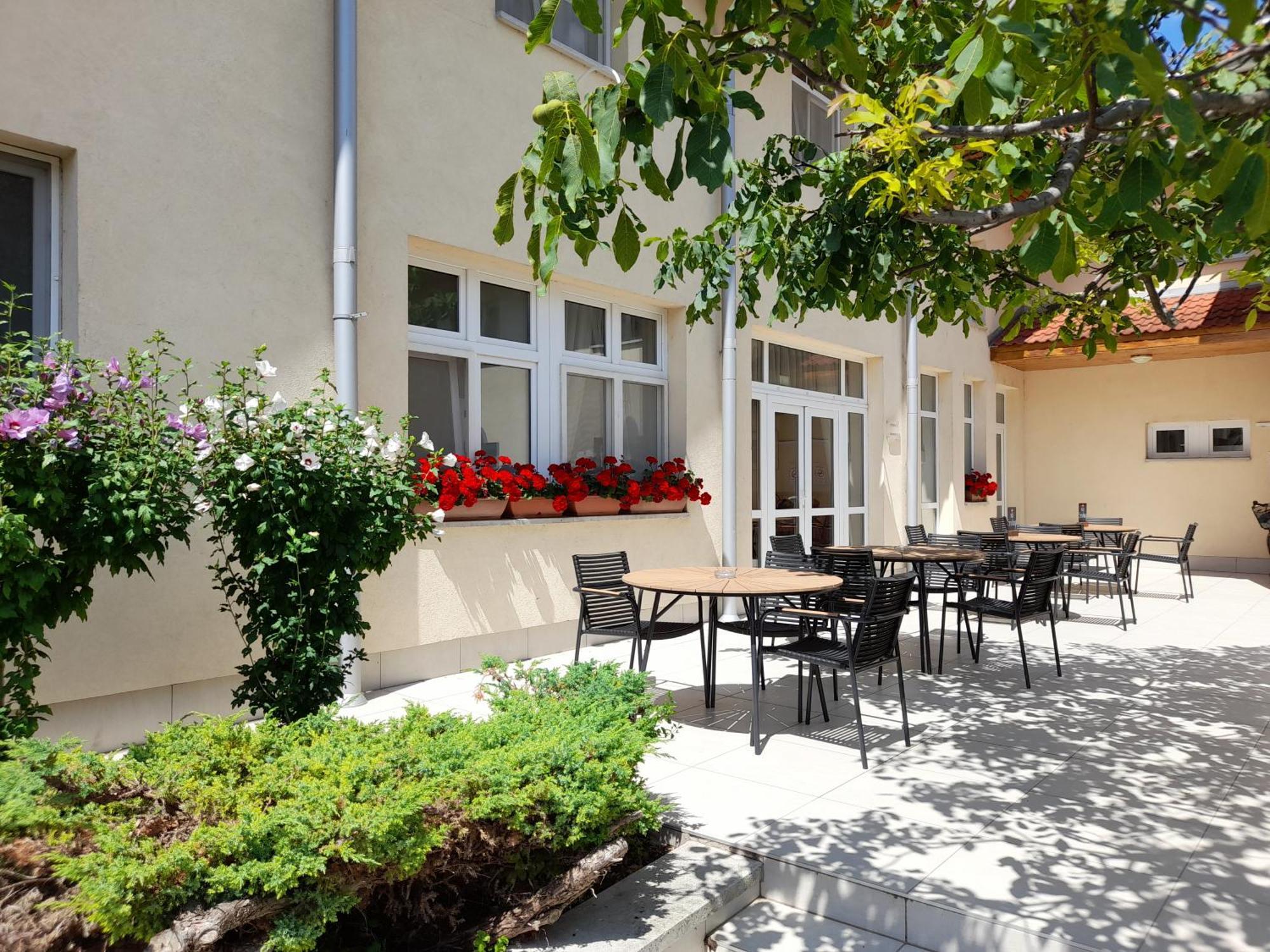 Hotel Platan Székesfehérvár Exteriér fotografie